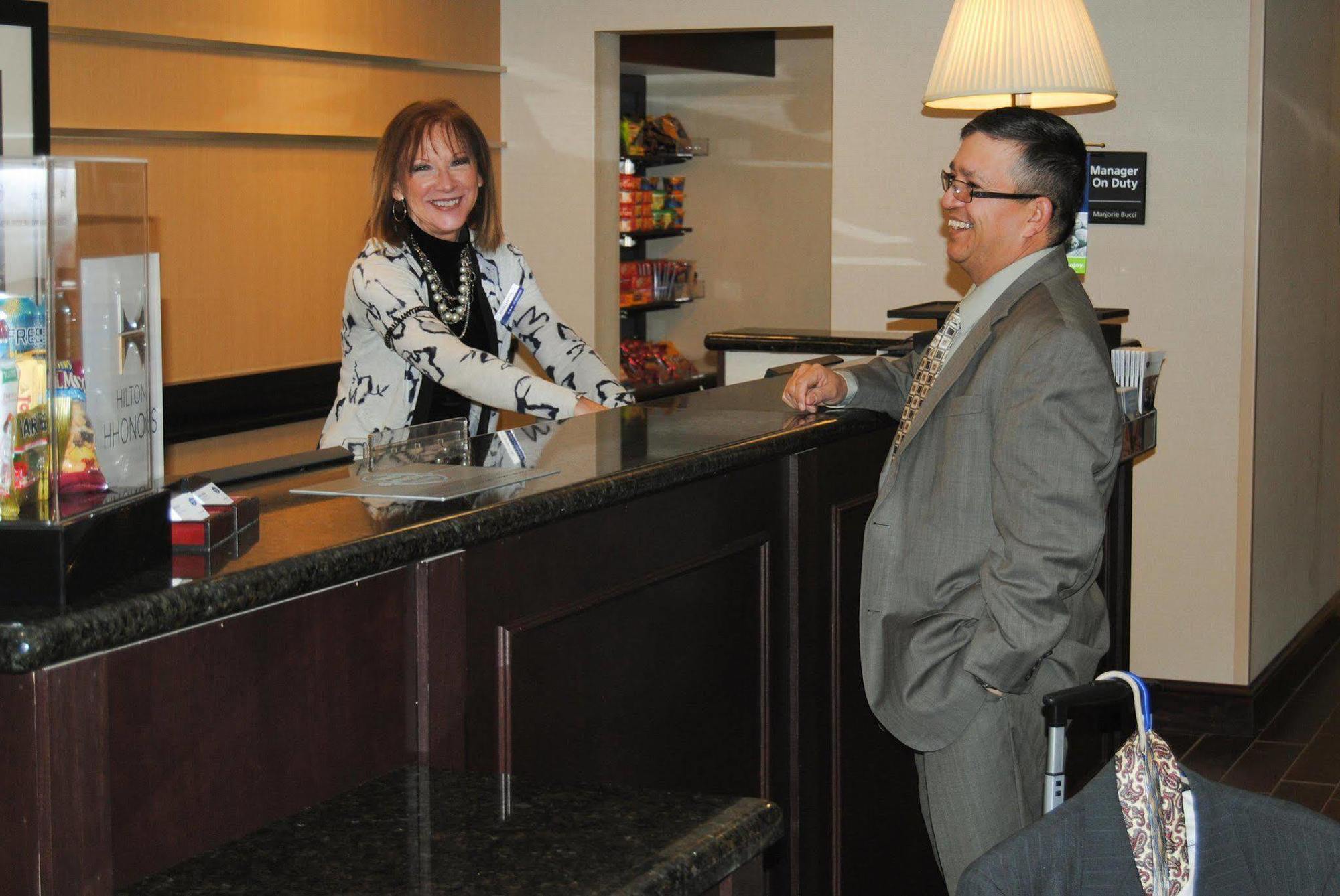 Hampton Inn Cambridge Exterior foto